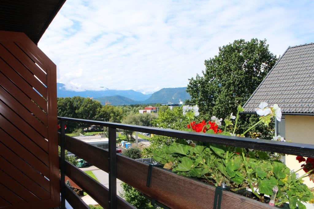 Hofer Pensionat Villach Exteriör bild