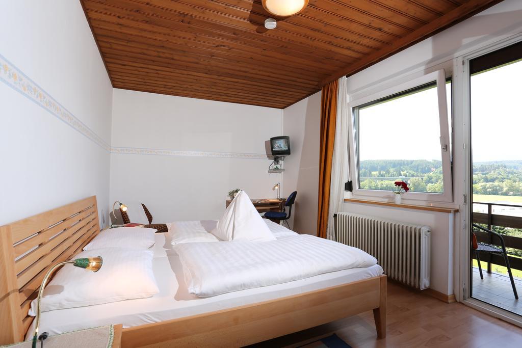 Hofer Pensionat Villach Rum bild